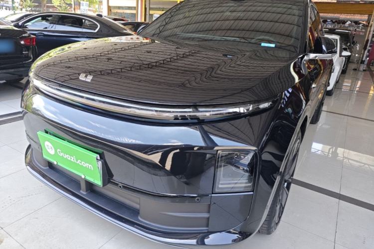 Li Auto L6 2025 — фото 1