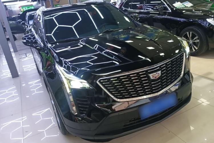 Cadillac XT4 2021 — фото 3