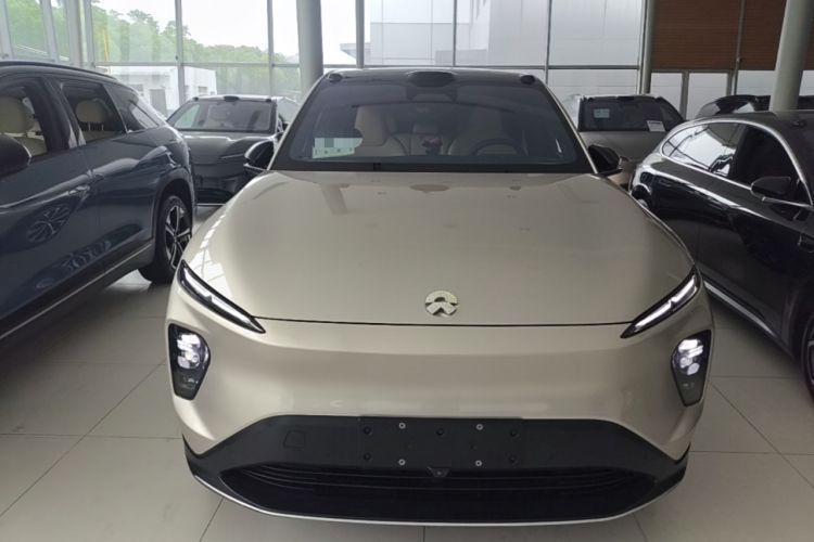 NIO EC7 2023 — 2