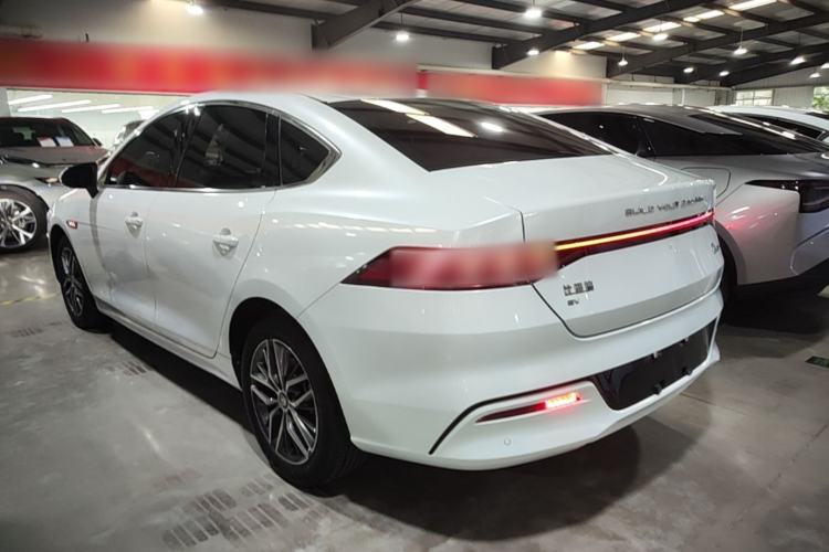 BYD Qin PLUS 2023 — 4