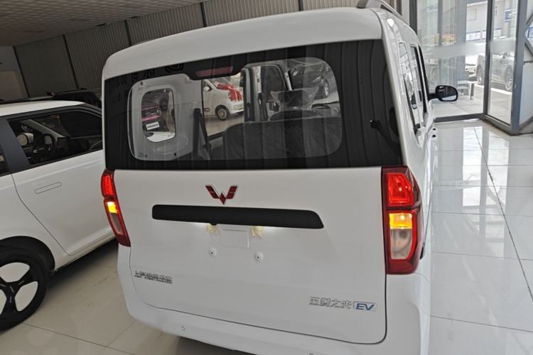 Wuling Zhiguang 2025 — 5