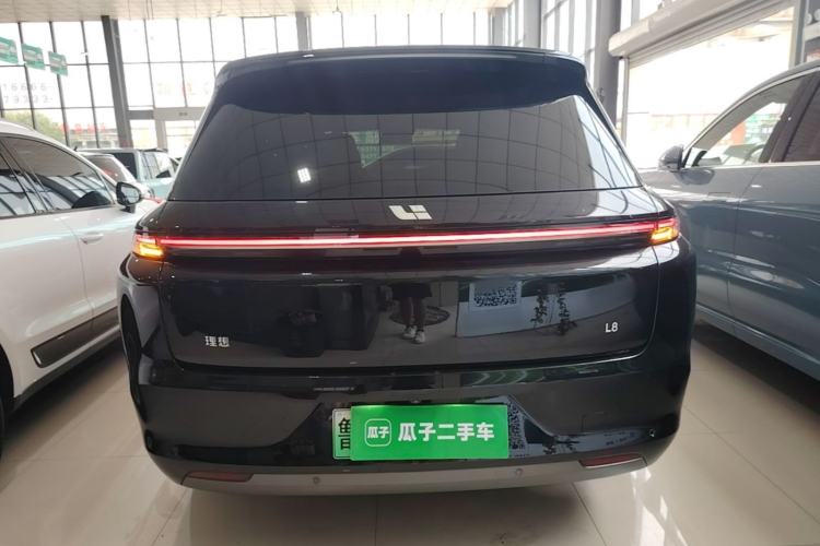 Li Auto L8 2023 — 5