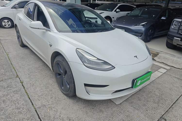 Tesla Model 3 2020 — 3