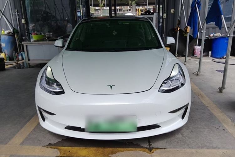 Tesla Model 3 2021 — 2