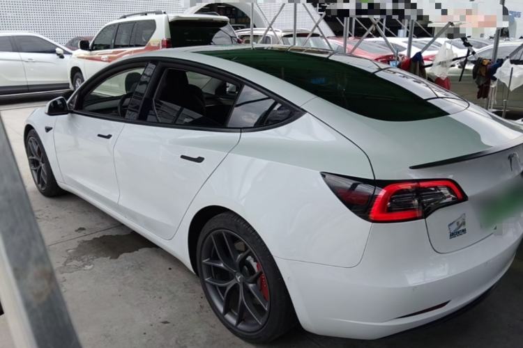 Tesla Model 3 2021 — 4