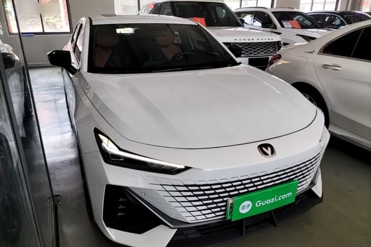 ChangAn UNI-V 2023 — 3