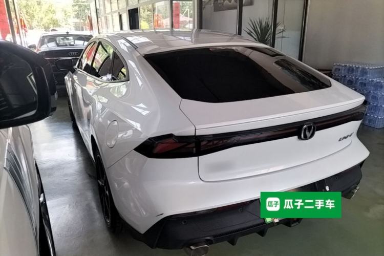 ChangAn UNI-V 2023 — 4