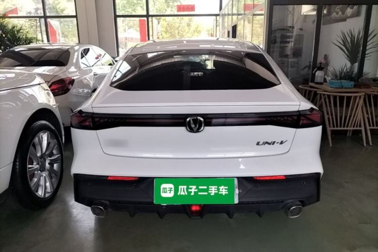 ChangAn UNI-V 2023 — 5