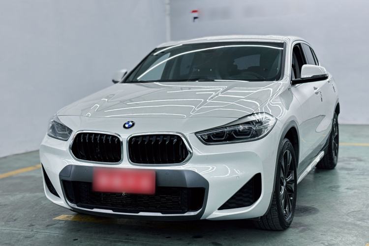 BMW X2 2021 — фото 1