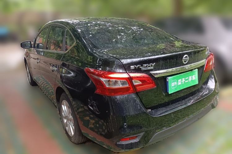 Nissan Sentra 2022 — 4