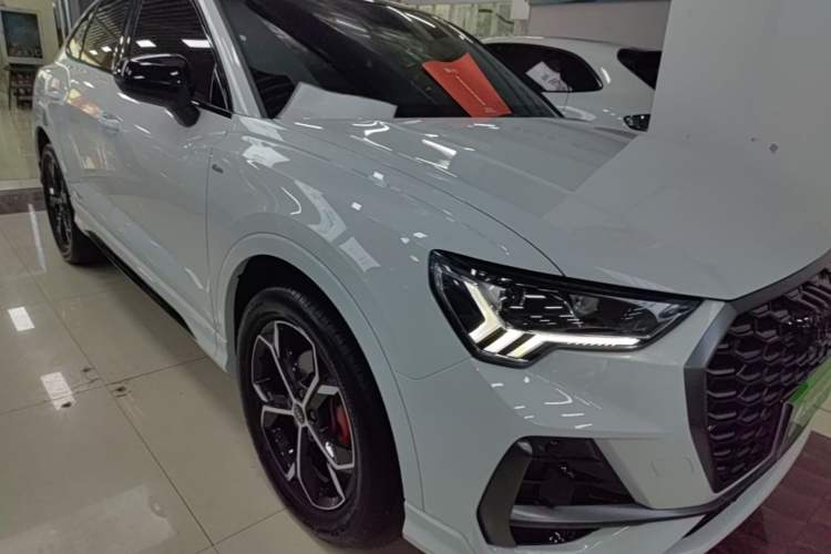 Audi Q3 2024 — 3