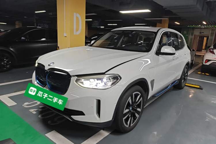 BMW ix3 2021 — фото 1