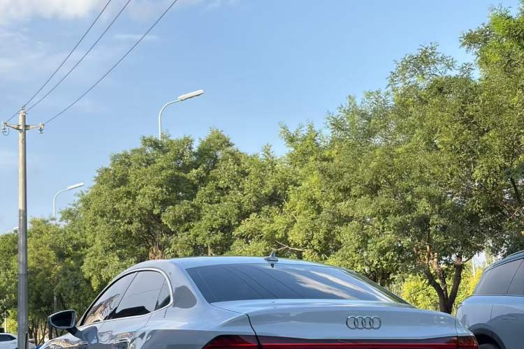 Audi a7l 2024 — фото 4