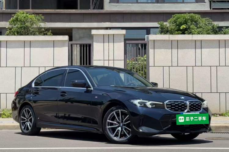 BMW 325Li 2025 — 3