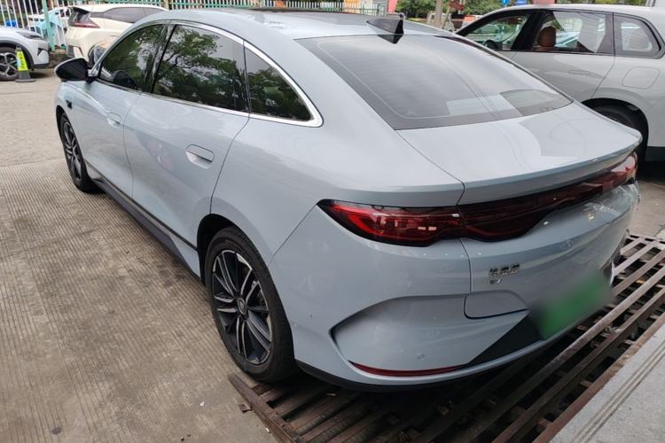 BYD Qin L 2025 — фото 4