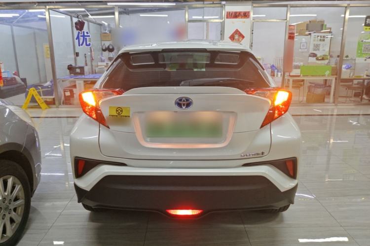 Toyota IZOA 2020 — 5