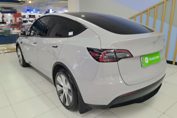 Tesla Model Y 2022 — фото 4