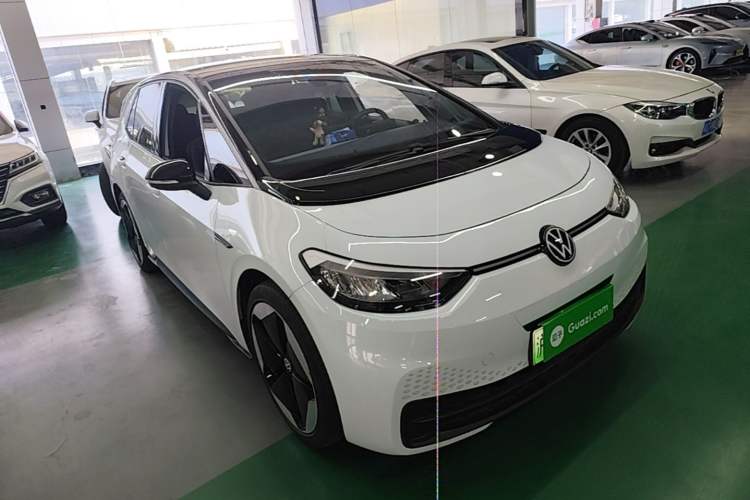 Volkswagen ID.3 2023 — 3