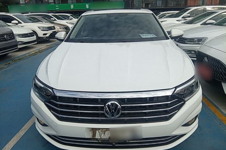 Volkswagen Sagitar 2021 — 2