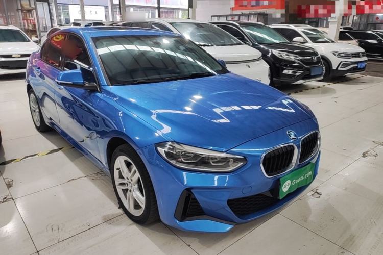 BMW 120i 2020 — фото 3