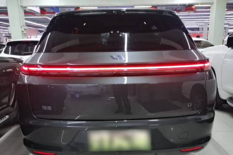Li Auto L7 2023 — 5