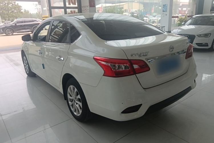 Nissan Sentra 2024 — 4