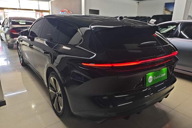 NIO ET5T 2024 — 4
