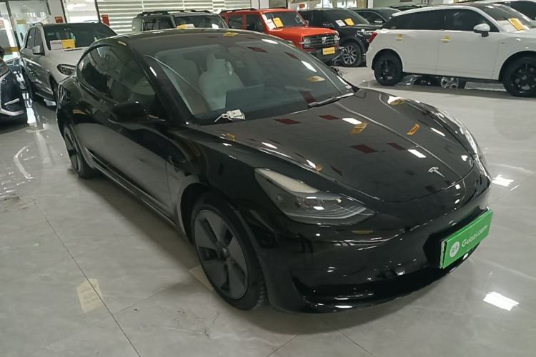 Tesla Model 3 2022 — 3