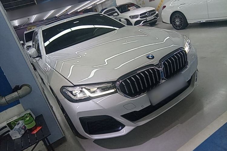 BMW 530Li 2023 — фото 3