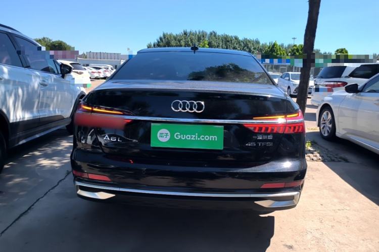 Audi A6L 2023 — 5
