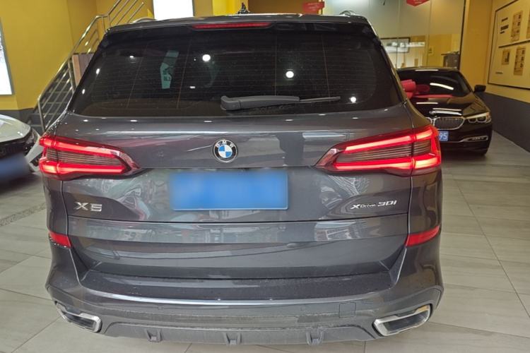 BMW X5 2022 — 5