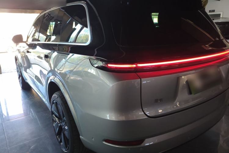 Li Auto L9 2022 — 4