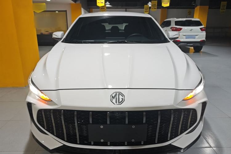 MG MG5 2025 — 2