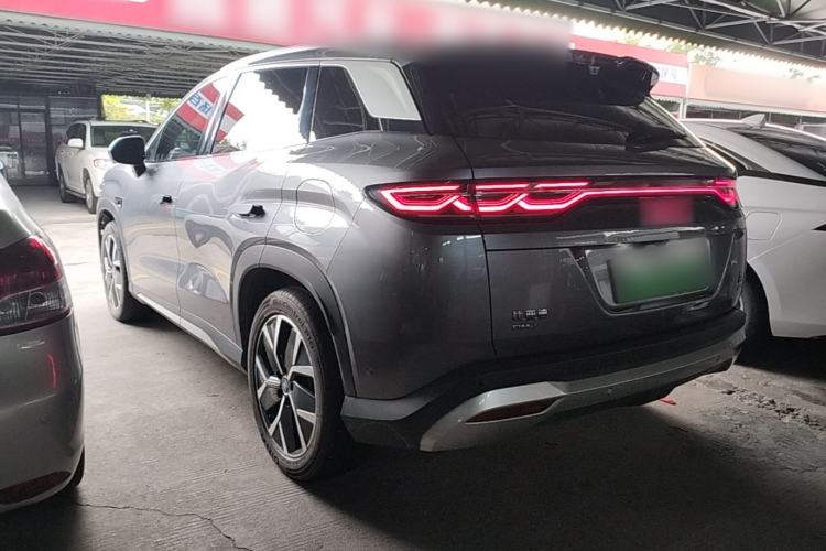 BYD Song L DM-i 2025 — фото 4