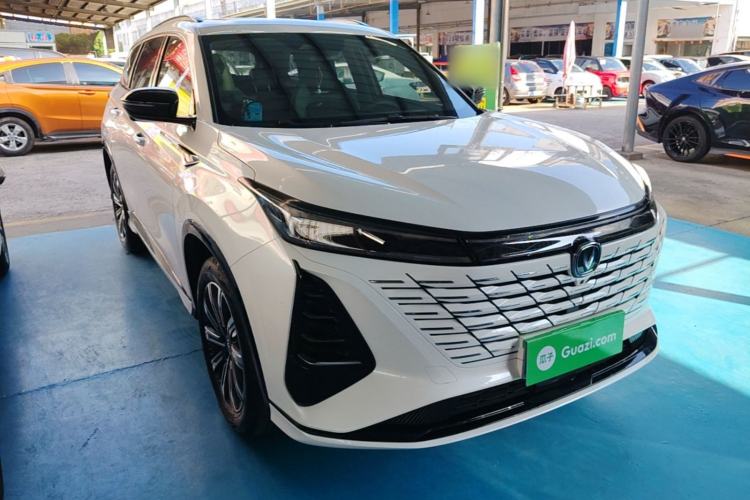 ChangAn CS75 PLUS 2024 — фото 3