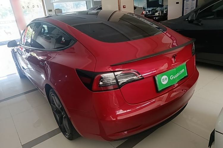 Tesla Model 3 2021 — 4