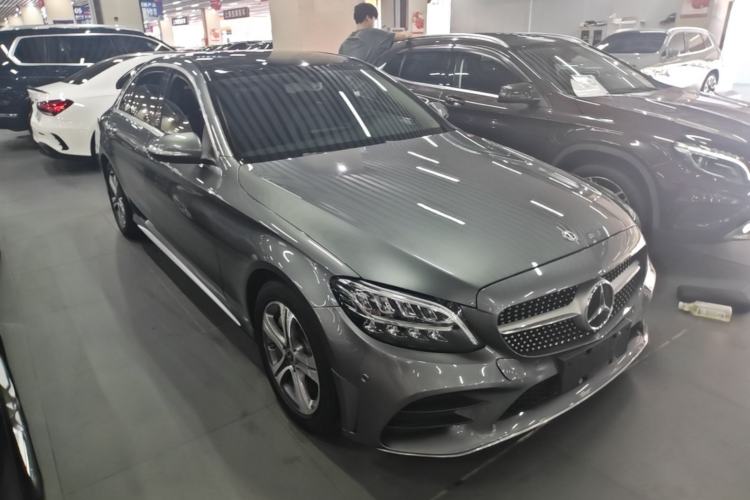 Mercedes-Benz C 260 L 2020 — фото 3