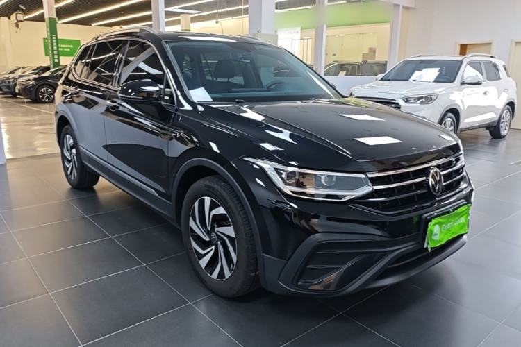 Volkswagen Tiguan L 2025 — фото 3