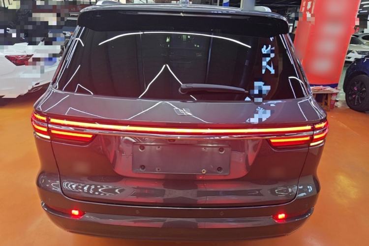 Li Auto ONE 2021 — 5