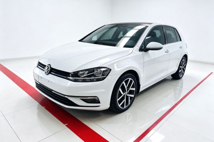 Volkswagen Golf 2020 — фото 1