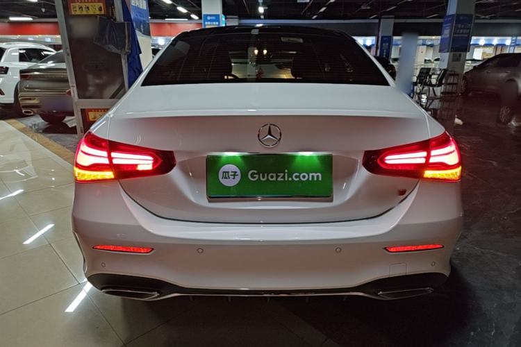 Mercedes-Benz A 200 L 2023 — фото 5