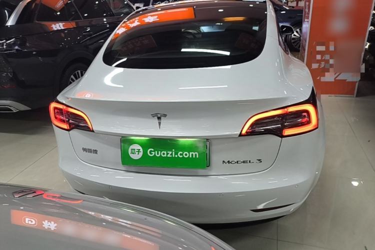 Tesla Model 3 2021 — 5