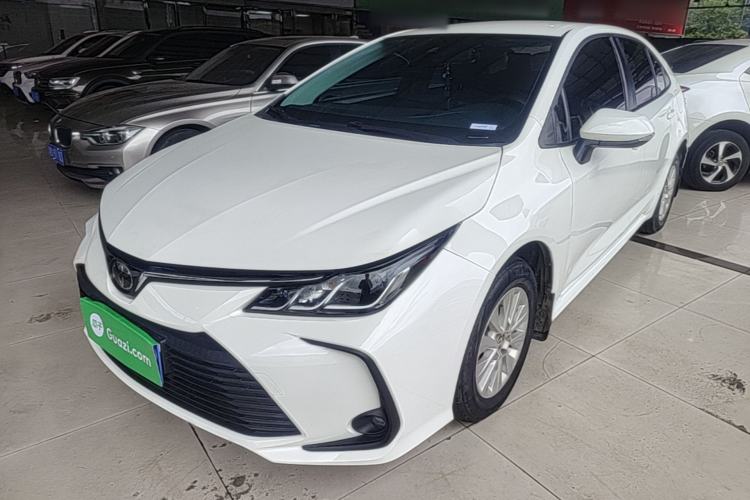 Toyota Corolla 2021 — фото 1
