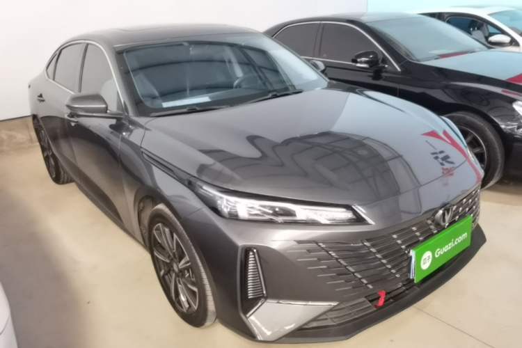 ChangAn Eado 2025 — 3