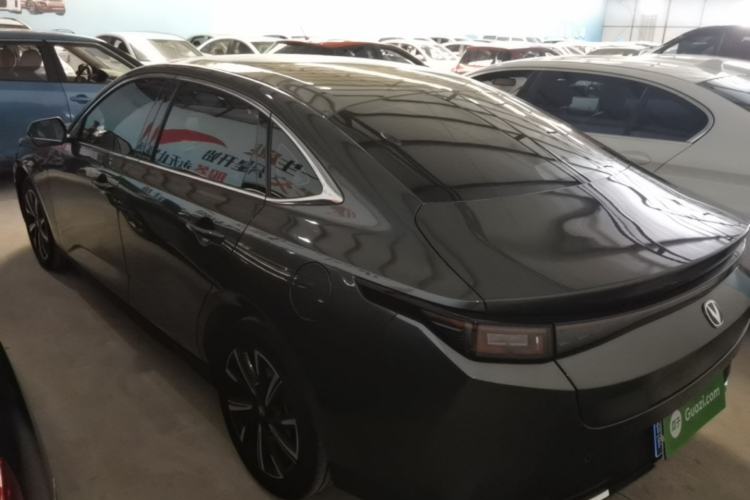 ChangAn Eado 2025 — 4