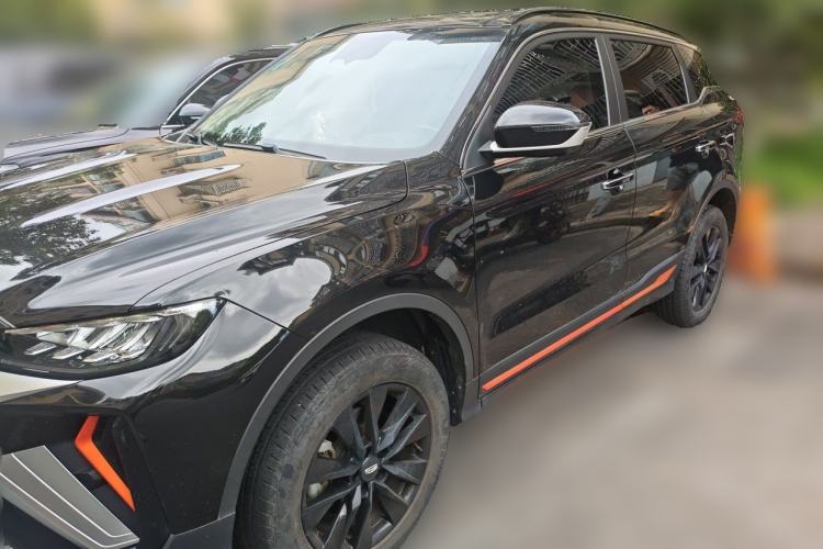 Geely Emgrand X7 2022 — фото 1