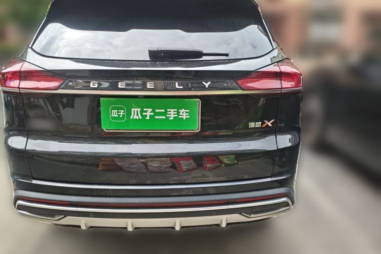 Geely Emgrand X7 2022 — фото 3
