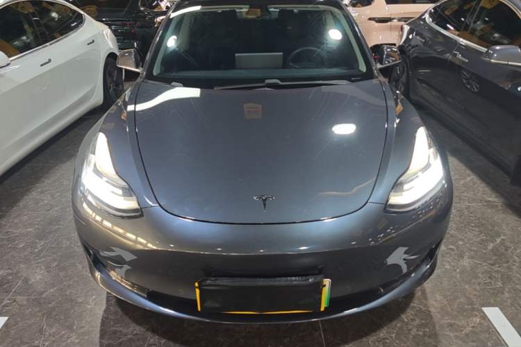 Tesla Model 3 2019 — 2