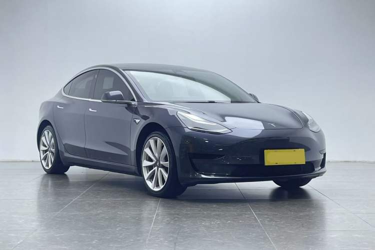 Tesla Model 3 2019 — 3