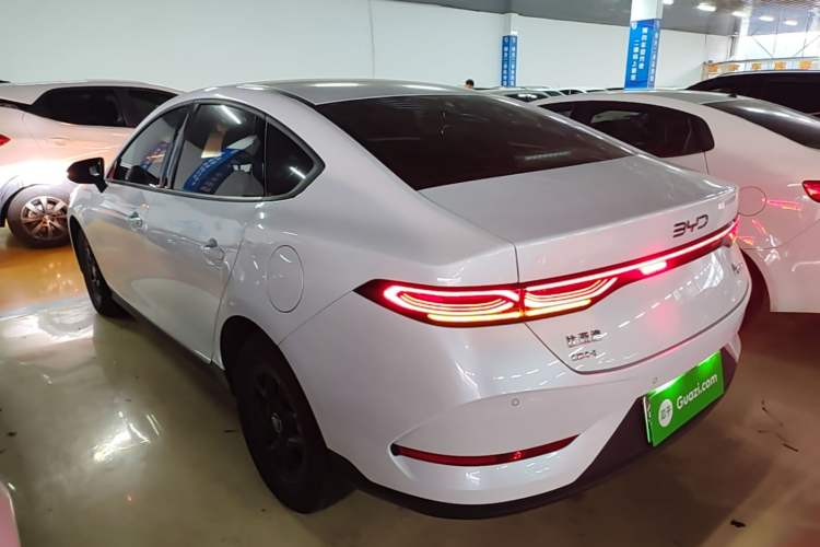 BYD Qin PLUS 2025 — фото 4